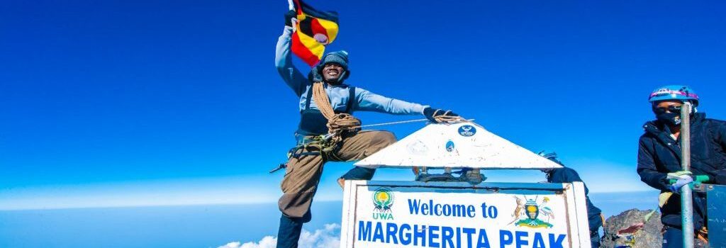 HOW LONG DOES IT TAKE TO HIKE RWENZORI MOUNTAIN?